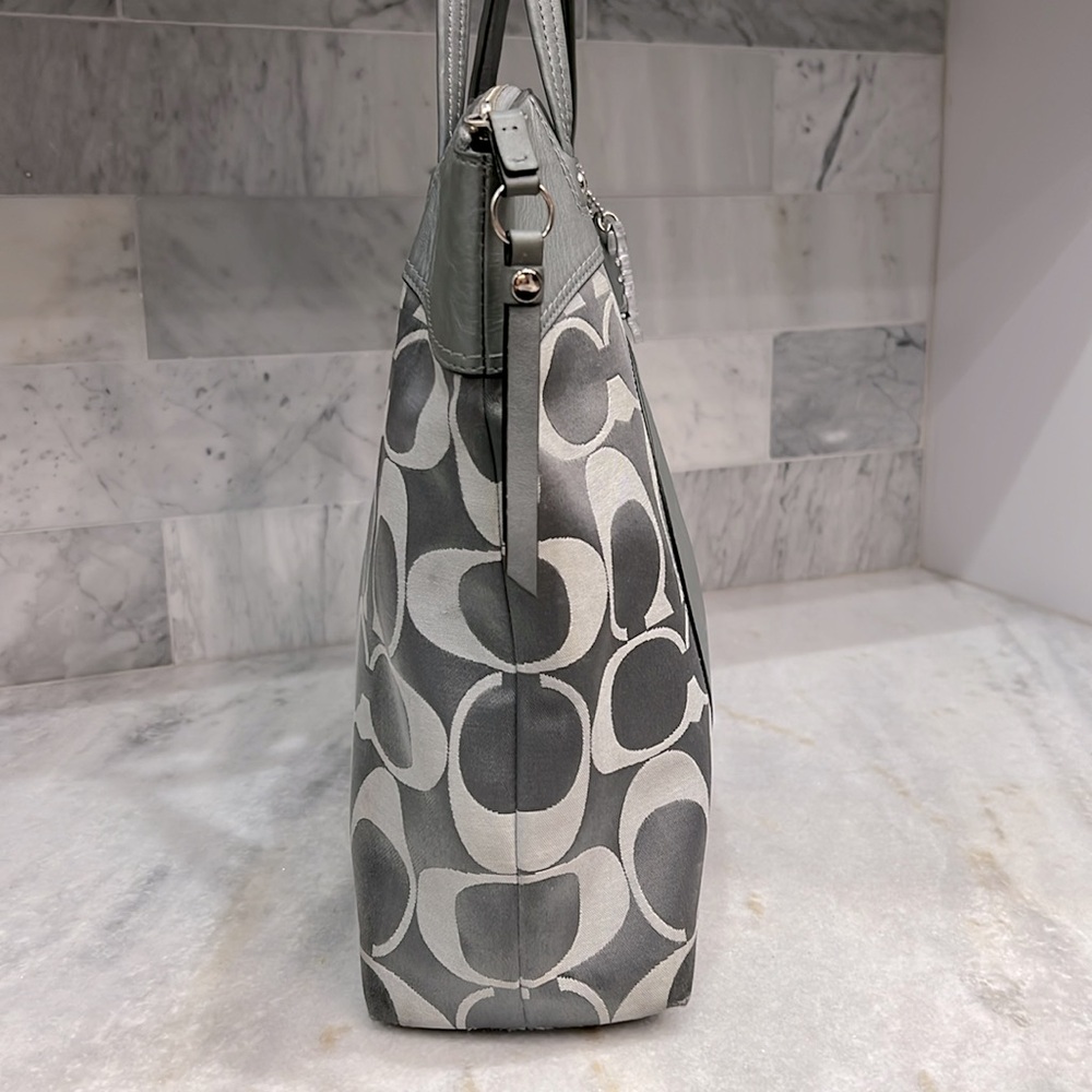 Coach Signature Laura Gray/Silver Double Strap Large Tote Bag - Picture 6 of 15